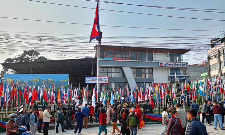 झण्डाको रङ्ग खुइलिएपछि