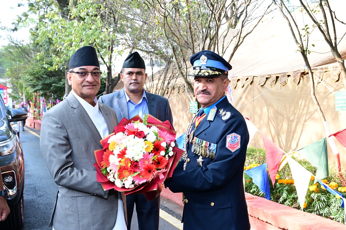 नेपाल प्रहरी मुलुकको अपरिहार्य र महत्वपूर्ण संस्थाको रूपमा स्थापित- गृहमन्त्री रमेश लेखक