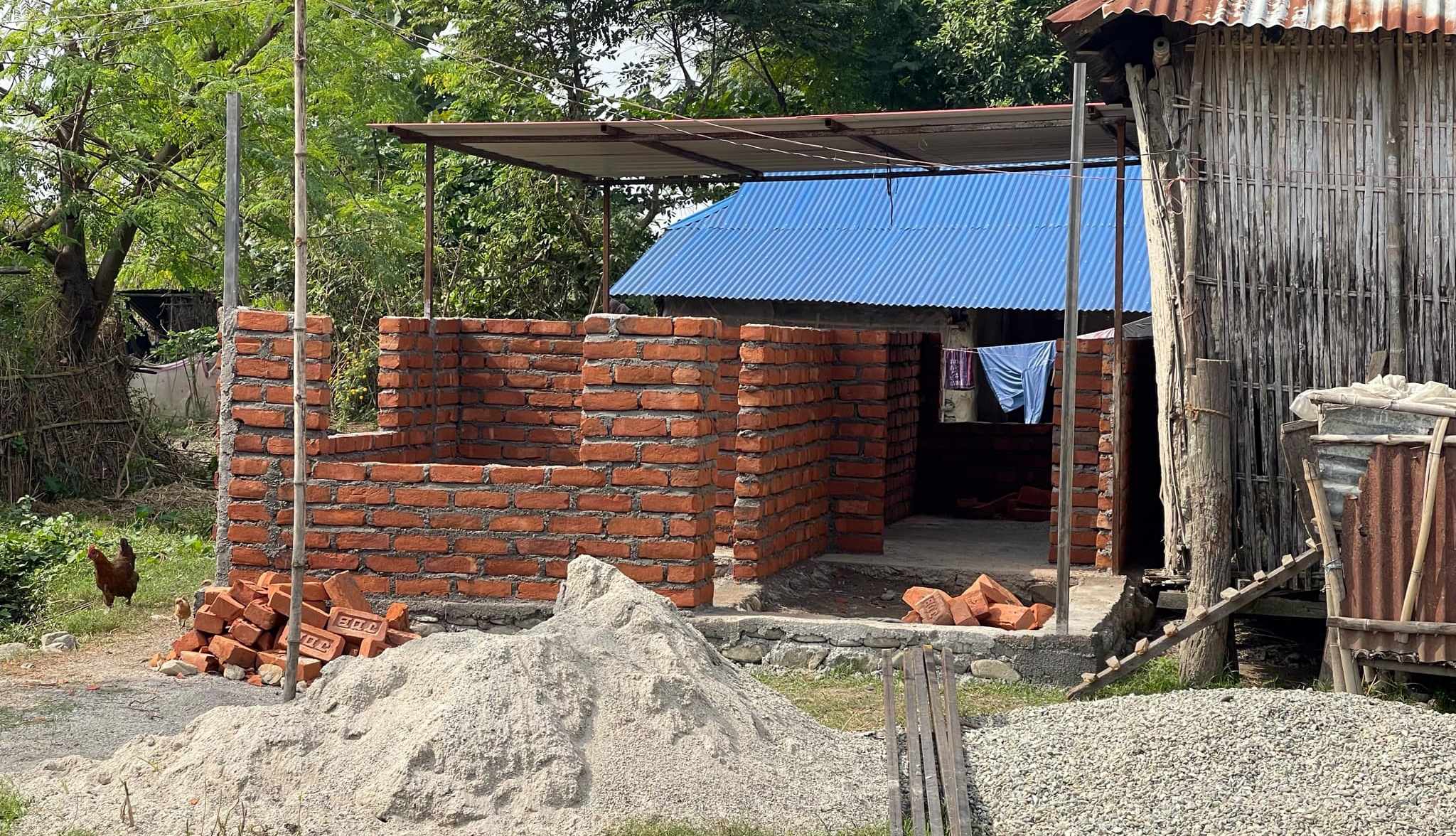 पथरीशनिश्चरे नगरमा विपन्नको घर निर्माणमा तिव्रता