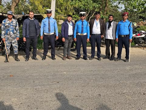यातायात व्यवस्था कार्यालय कलैयाको टोलिद्वारा छड्के अनुगमन 